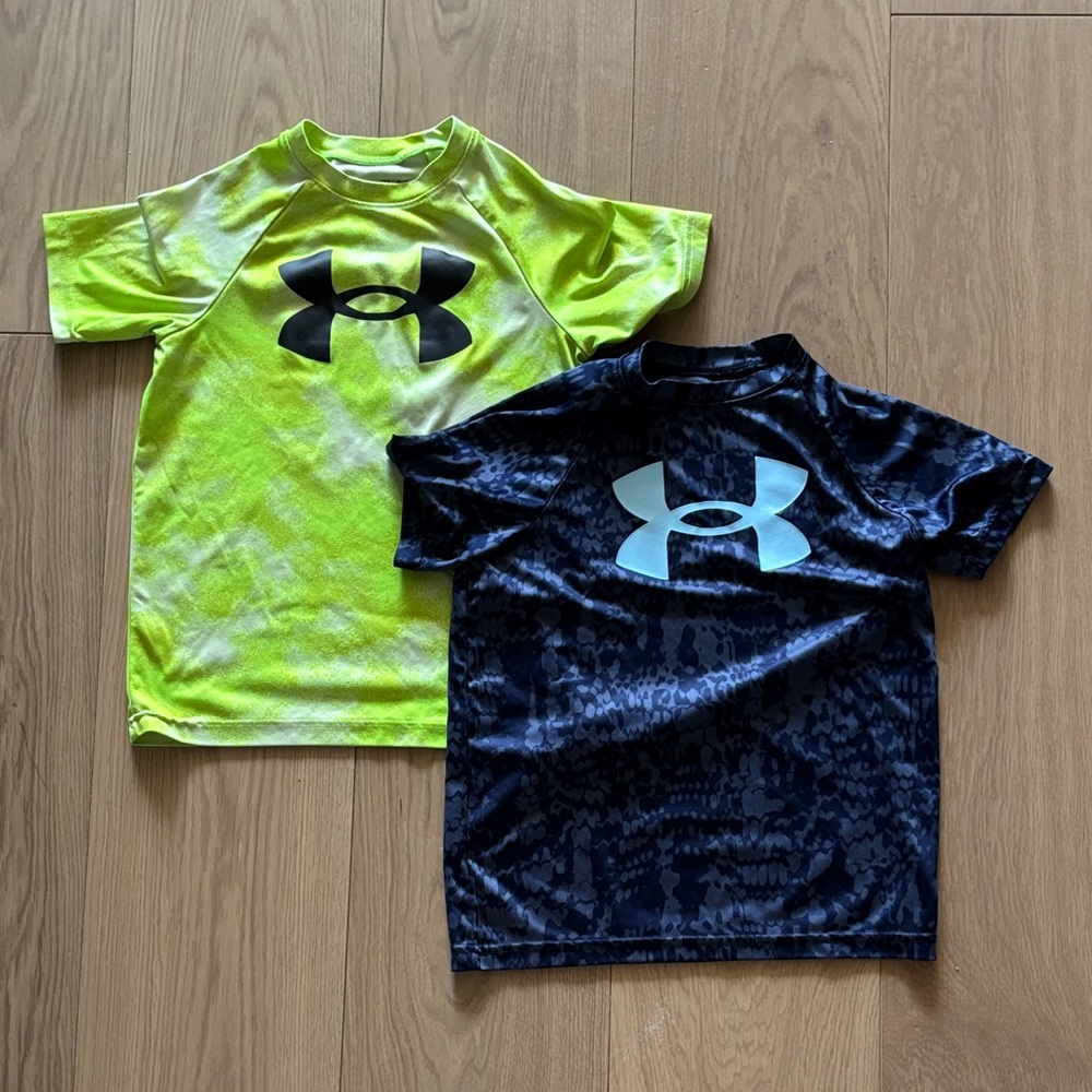 Under armor T shirts